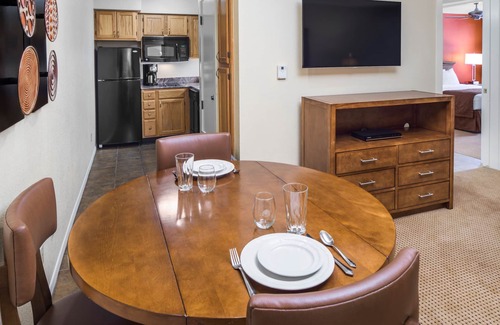 Northeast Santa Fe Hotel | Hilton Vacation Club Villas de Santa Fe