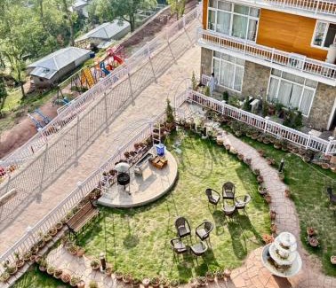 Dhirkot Villa | Himalaya Villas 2 bedroom suite