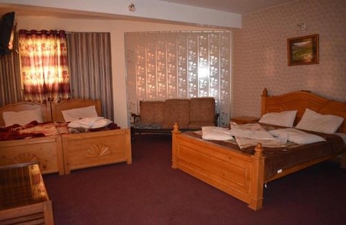 Gilgit-Baltistan Hotel | Himaliya Inn Hotel & Restaurant