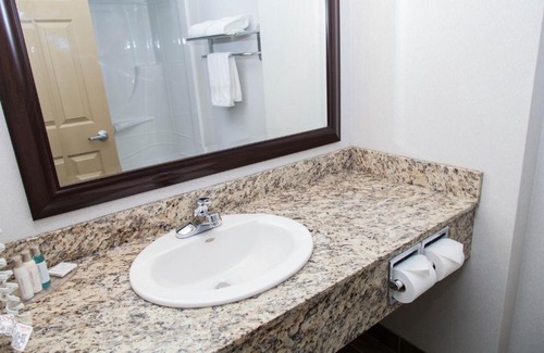 Hinton Hotel | Hinton Lodge