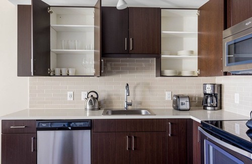 Theatre District Apartment | Hip Chinatown/Theater District 1BR w/Gym & W/D, nr T, by Blueground