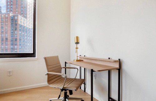 Union Square Apartment | Hip Flatiron 2BR w/Gym & Doorman, nr Union Square Park, by Blueground