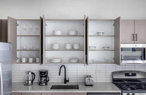 Killgubbin Apartment | Hip River North 1BR w/Gym, Sky Terrace & Yoga Studio, by Blueground