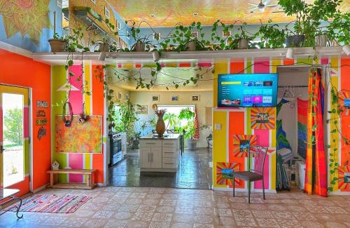 Colby House | Hippie Chic Oasis