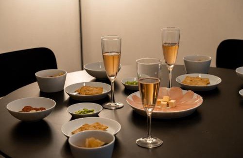 Kita Apartment | Hisoka Loved ones special time
