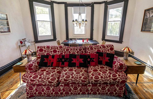Homestead Apartment | Historic 3 Bed Apartment - Unique Experience