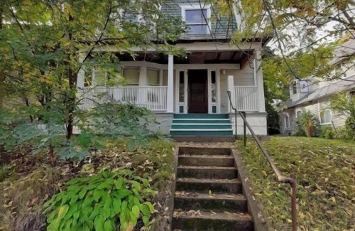 Grand Rapids House | Historic 3 bedroom home 2 blocks from Medical Mile