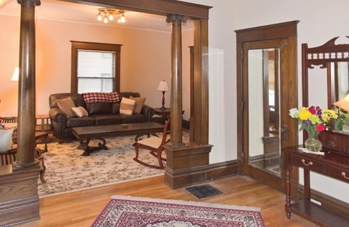 Grand Rapids House | Historic 3 bedroom home 2 blocks from Medical Mile