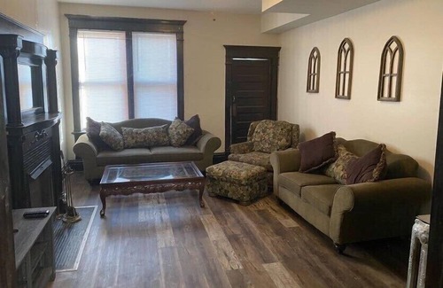 Central West End House | Historic 7 bedroom home in Central West End