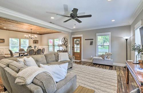 Waxahachie House | Historic and Fully Renovated Waxahachie Home!