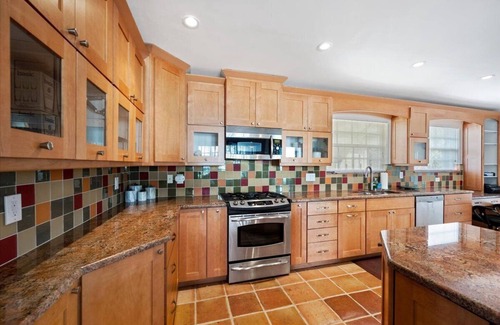 College Park House | Historic AND Highly Desirable College Park Home