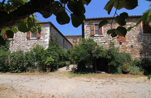 Asciano Apartment | Historic apartment in the heart of Crete Senesi
