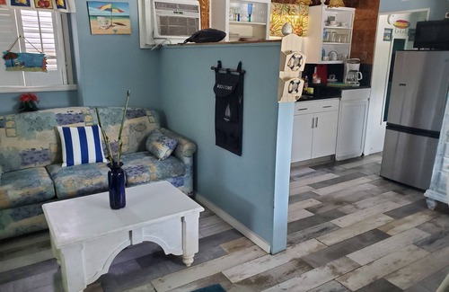 Clearwater Beach Cottage | Historic Beach Cottage steps from beach. Pet friendly!