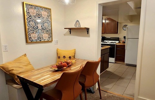 Eureka Springs Historic District Apartment | Historic Bed & Breakfast, Slps 4, Full Kitchen,