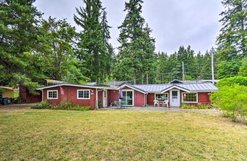 Belfair House | Historic Belfair Cabin Abode on the Hood Canal!