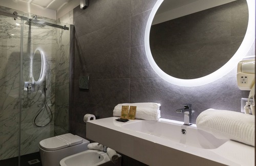 Torre del Greco House | Historic building with private spa