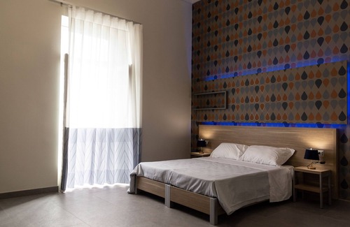 Torre del Greco House | Historic building with private spa