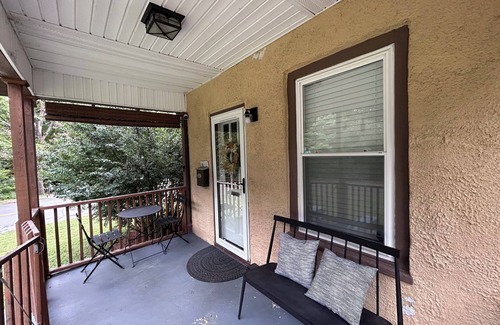 Greensboro House | Historic Bungalow Close to Downtown and Hospital