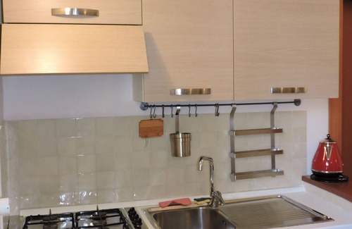 Historical Downtown Salerno Apartment | Historic Center Salerno, ideal for getting around the city and the coast - Wi-Fi Free