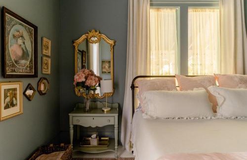 St. Elmo Improvement League House | Historic Charm Chattanooga Home