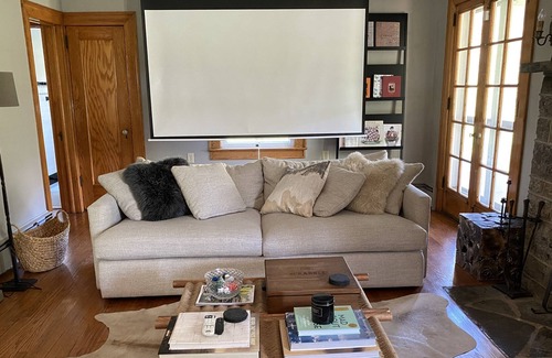 Newfoundland House | Historic Creekside 1.5 acre Private Family Home in the Mountains!