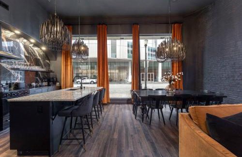 Downtown Louisville House | Historic District Hideaway. 4bed