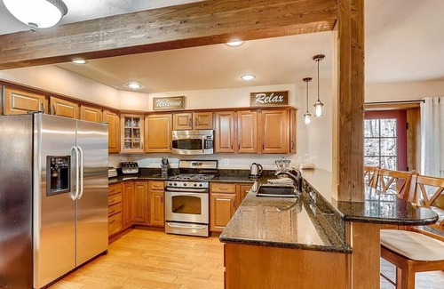 Historic District House | Historic District 4 Bedroom Home, New Hot Tub, Walk to Main Street & Lifts
