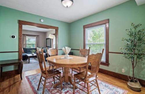 Bedford House | Historic District w Fully Stocked Kitchen and Sleeps 6