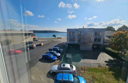 Oak Harbor House | Historic Downtown Oak Harbor Beach getaway#1