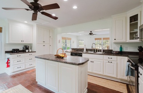 Fowlstown House | Historic Farmhouse w/Porch & 85-Acre Trails