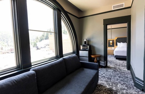 Deadwood Hotel | Historic Franklin Hotel