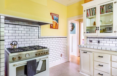 Sullivan's Gulch Bed & Breakfast | Historic Guest House Located in Central City