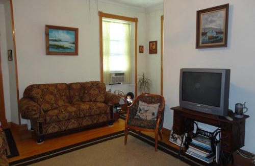 Historic Hill Bed & Breakfast | Historic Hill Inn