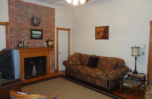 Historic Hill Bed & Breakfast | Historic Hill Inn