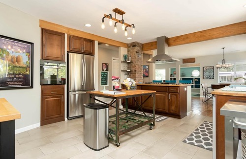 Cottonwood House | Historic home WALK to Quaint Old Town Cottonwood! Close to SEDONA and Jerome!
