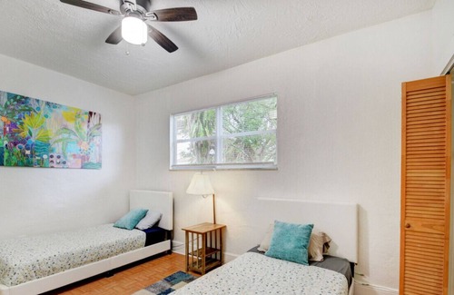 Mango Groves House | Historic Lake Worth Home By The Beach