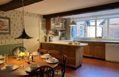 Boraston House | Historic large house set within beautiful gardens