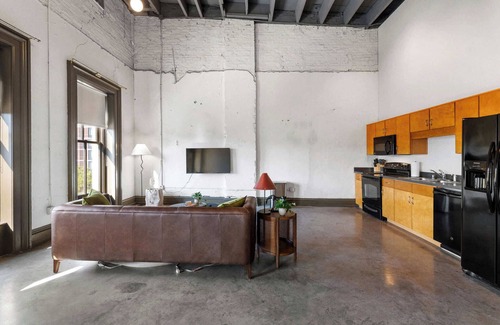 Downtown Louisville Apartment | Historic Loft in Center of Bourbon District