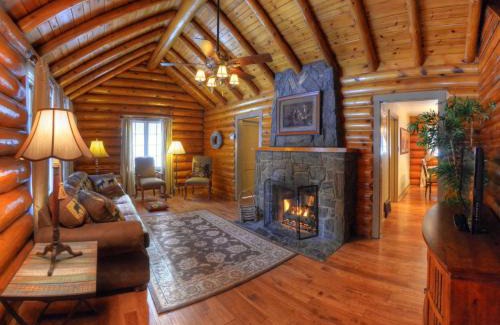 Rapid City House | Historic Log Cabin #14 at Horse Creek Resort