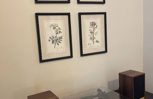 Madison House | Historic Madison Retreat – New Furnishings, Walk to Shops & Riverfront