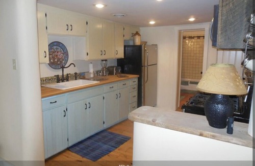 Taos Apartment | Historic Millhouse Unit 2