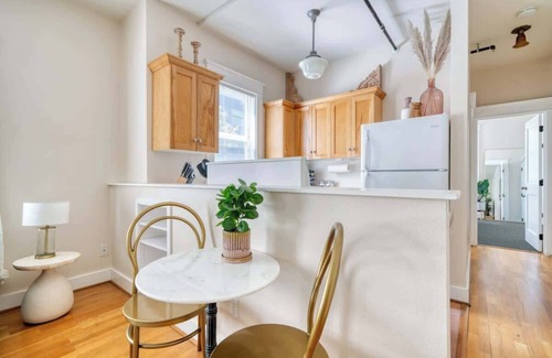 Overlook Apartment | Historic Mississippi - Live Music & Local Shops