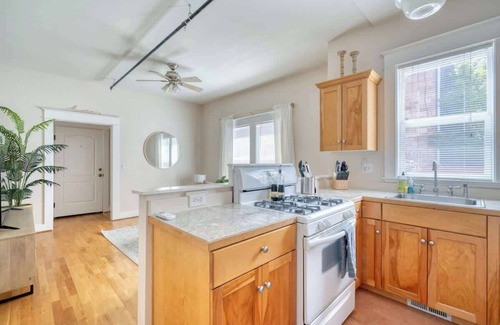 Overlook Apartment | Historic Mississippi - Live Music & Local Shops