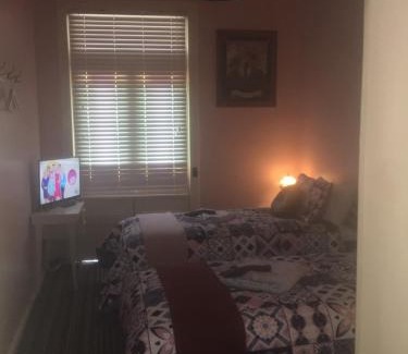 Narrandera Hotel | HISTORIC STAR LODGE and STATION MASTERS HOUSE NARRANDERA