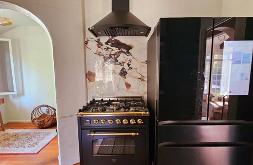 Hollywood Hills Villa | Historic 'Twenties Villa - Hollywood Hills