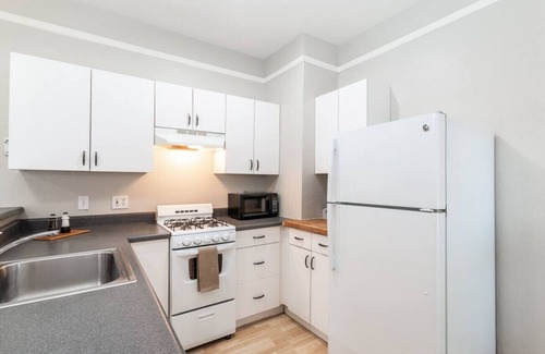 West University House | Historic University 2 Bedroom 2 Bath