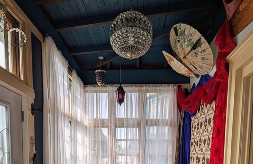 Sunbury House | Historic Victorian dream house along the Susquehanna River