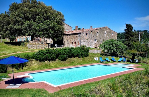 Pomarance Villa | Historic villa in the heart of Tuscany. Surrounded by nature.