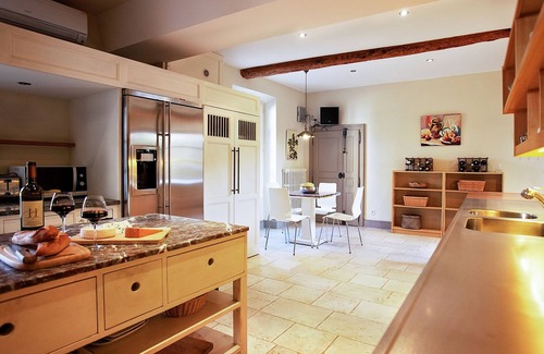 Montagnac House | Historic Vineyard and Manor House near the Mediterranean coast
