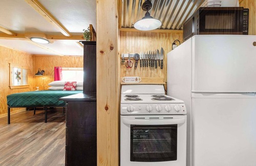 Rockaway Beach House | Historic Water's Edge Cottage 7